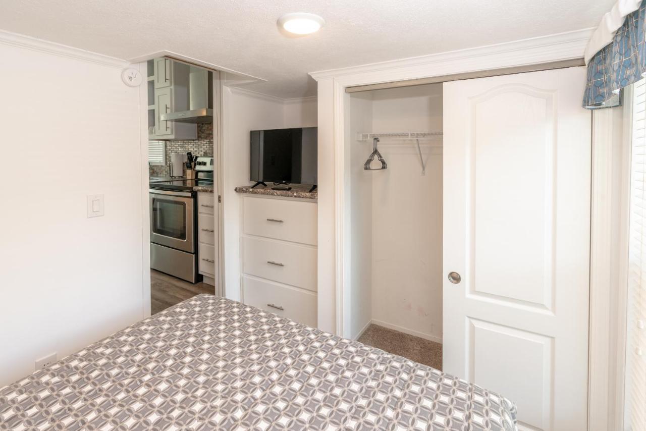 فندق Sun Outdoors Petoskey Bay Harbor المظهر الخارجي الصورة